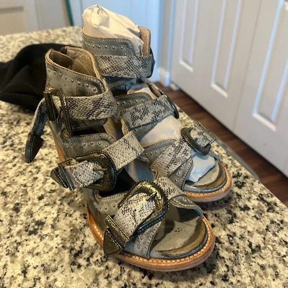 Freebird shoes I bought these and never wore them! - Picture 5 of 6